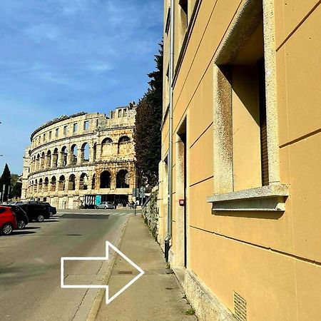 Apartment Amfiteatar Pula Zewnętrze zdjęcie